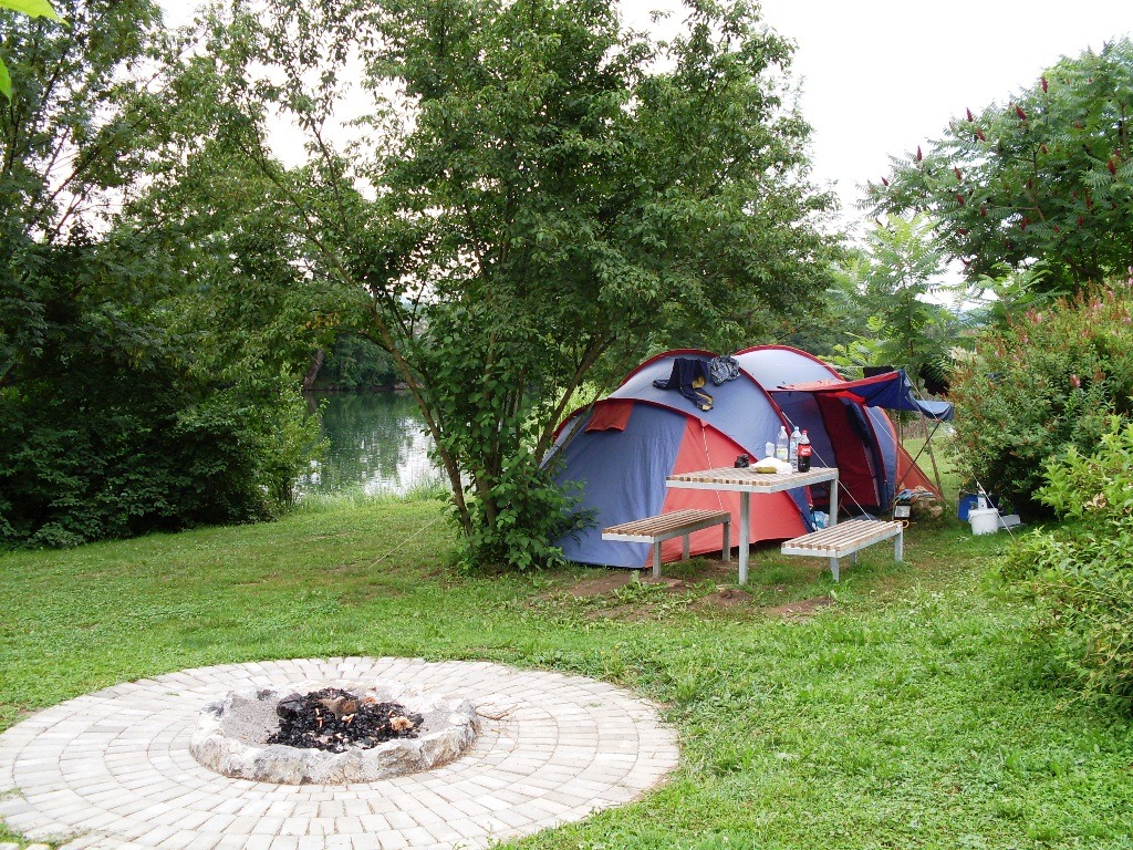 Kamp Kolpa Vinica – bar - pijača